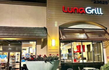 Luna Grill Lake Forest