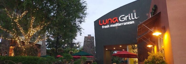 Luna Grill Eastlake