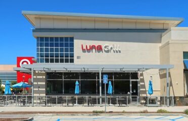 Luna Grill Oxnard