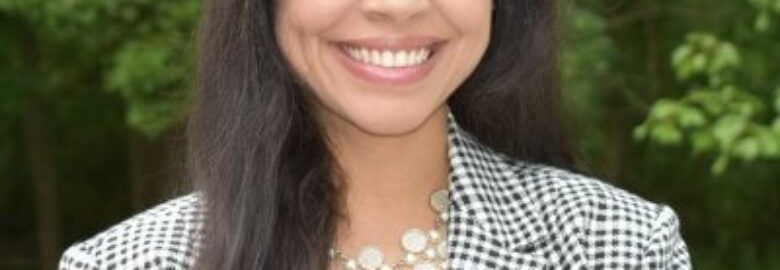 Kinza Khan