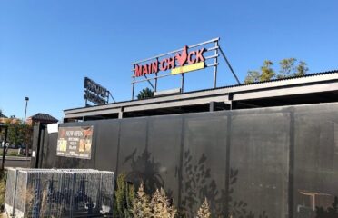 Main Chick Hot Chicken