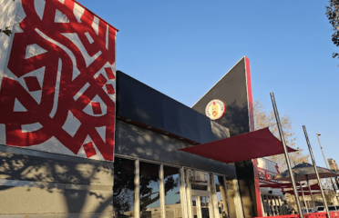 Dave’s Hot Chicken