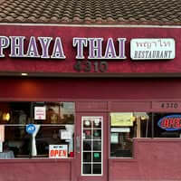 Phaya Thai Halal Restaurant