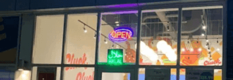 Cluck Clucks Chicken