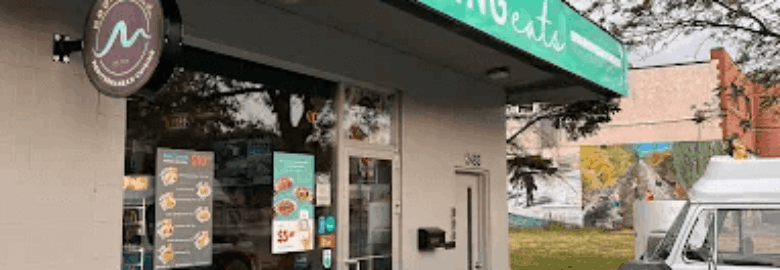 Mooring Eats Shawarma